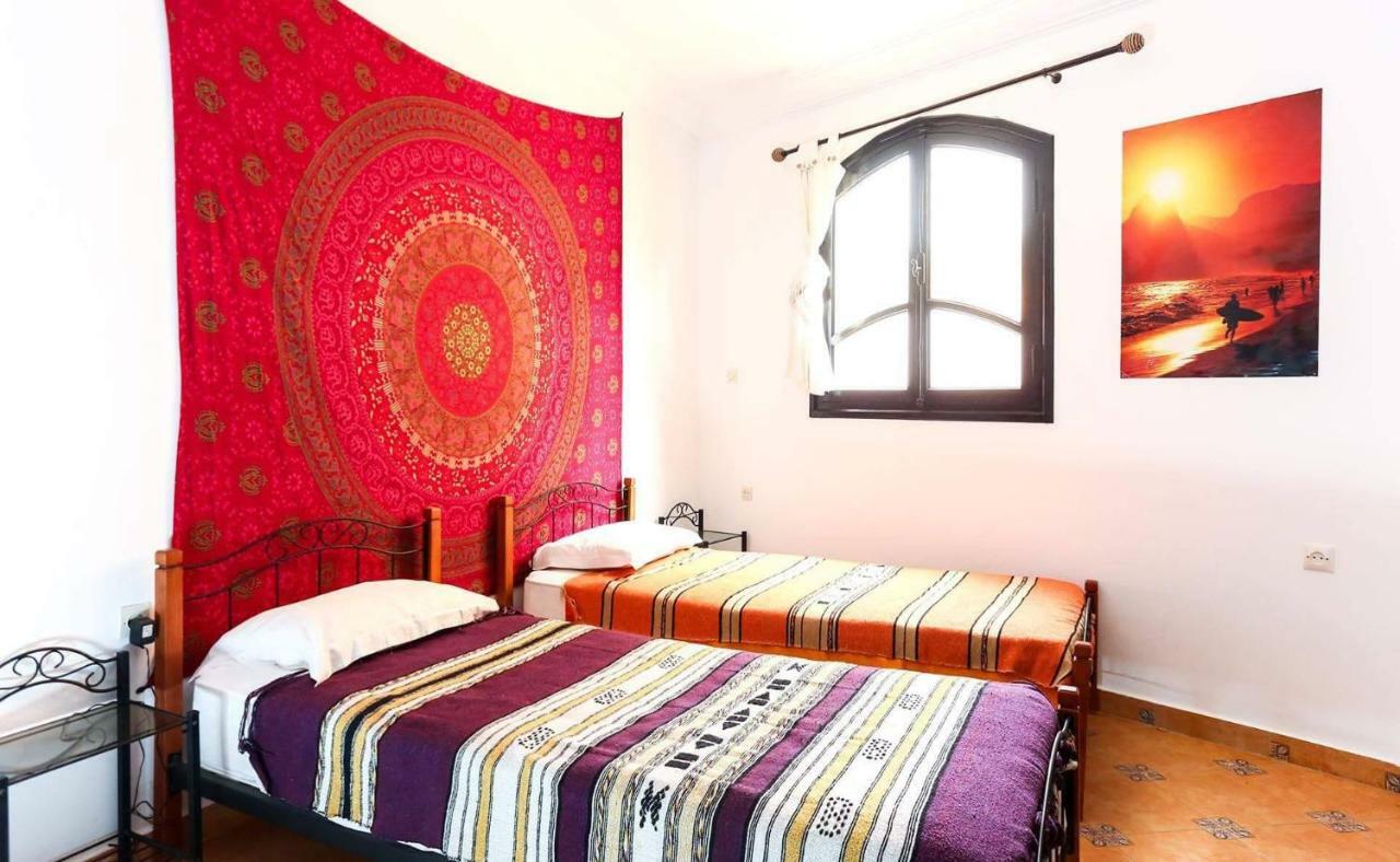 مبيت وإفطار Tamraght Salt House Morocco - Surf & Yoga Camp المظهر الخارجي الصورة