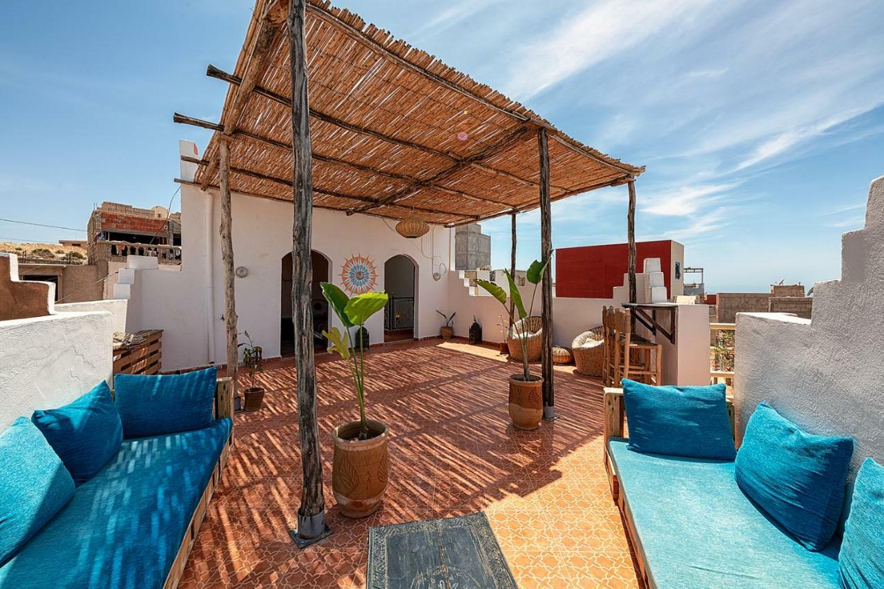 مبيت وإفطار Tamraght Salt House Morocco - Surf & Yoga Camp المظهر الخارجي الصورة
